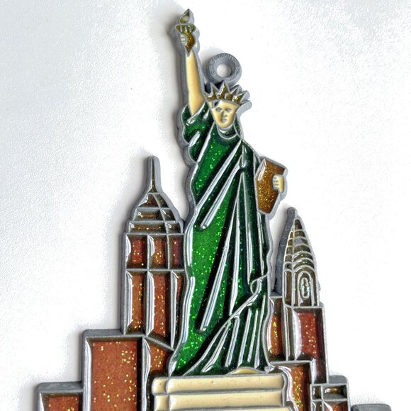 Vintage Statue Of Liberty Sun Catcher Stained Glass Ornament New York City - Picture 2 of 6